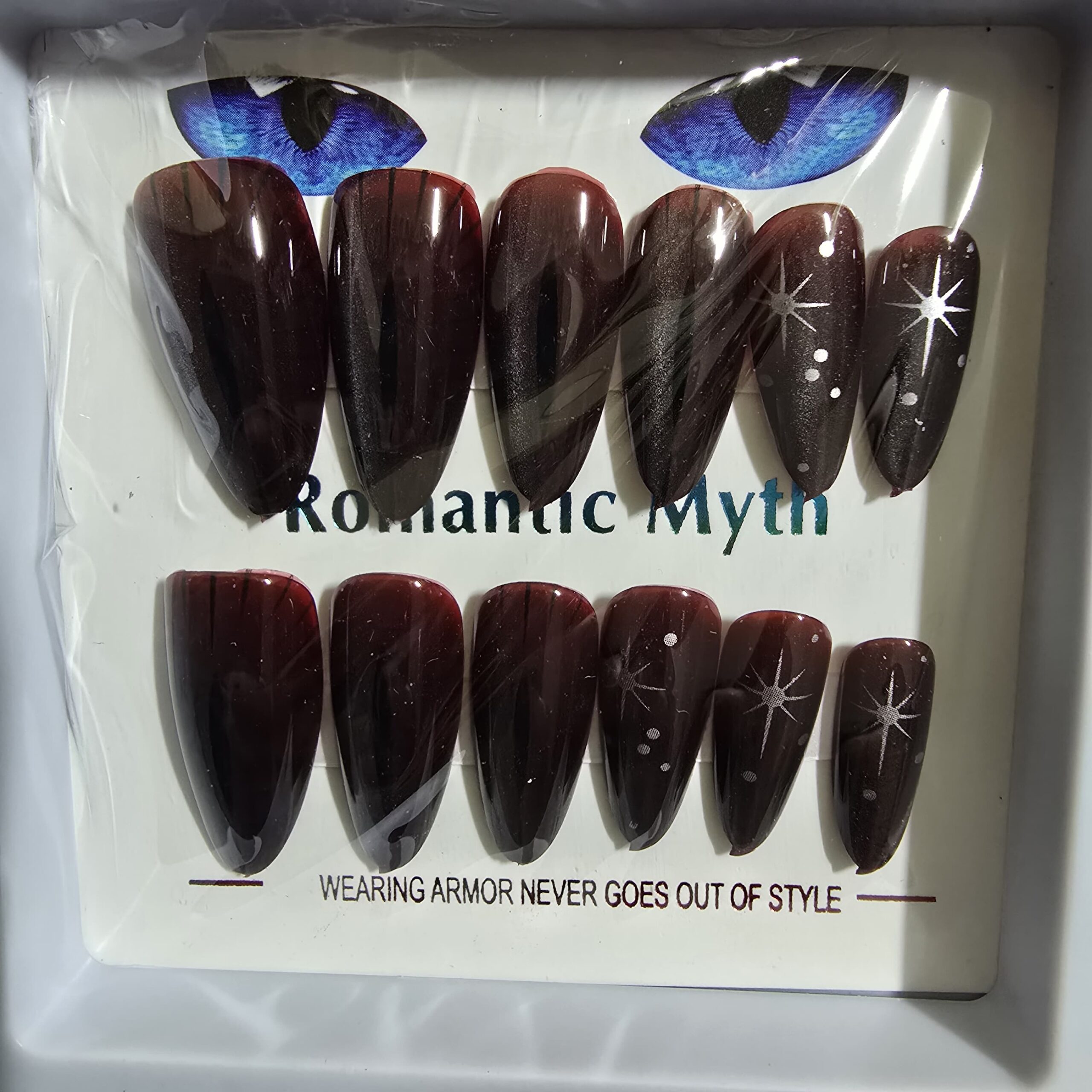 Trending Cat Eye Press-On Nails | Romantic Myth Luxury Collection - Image 2