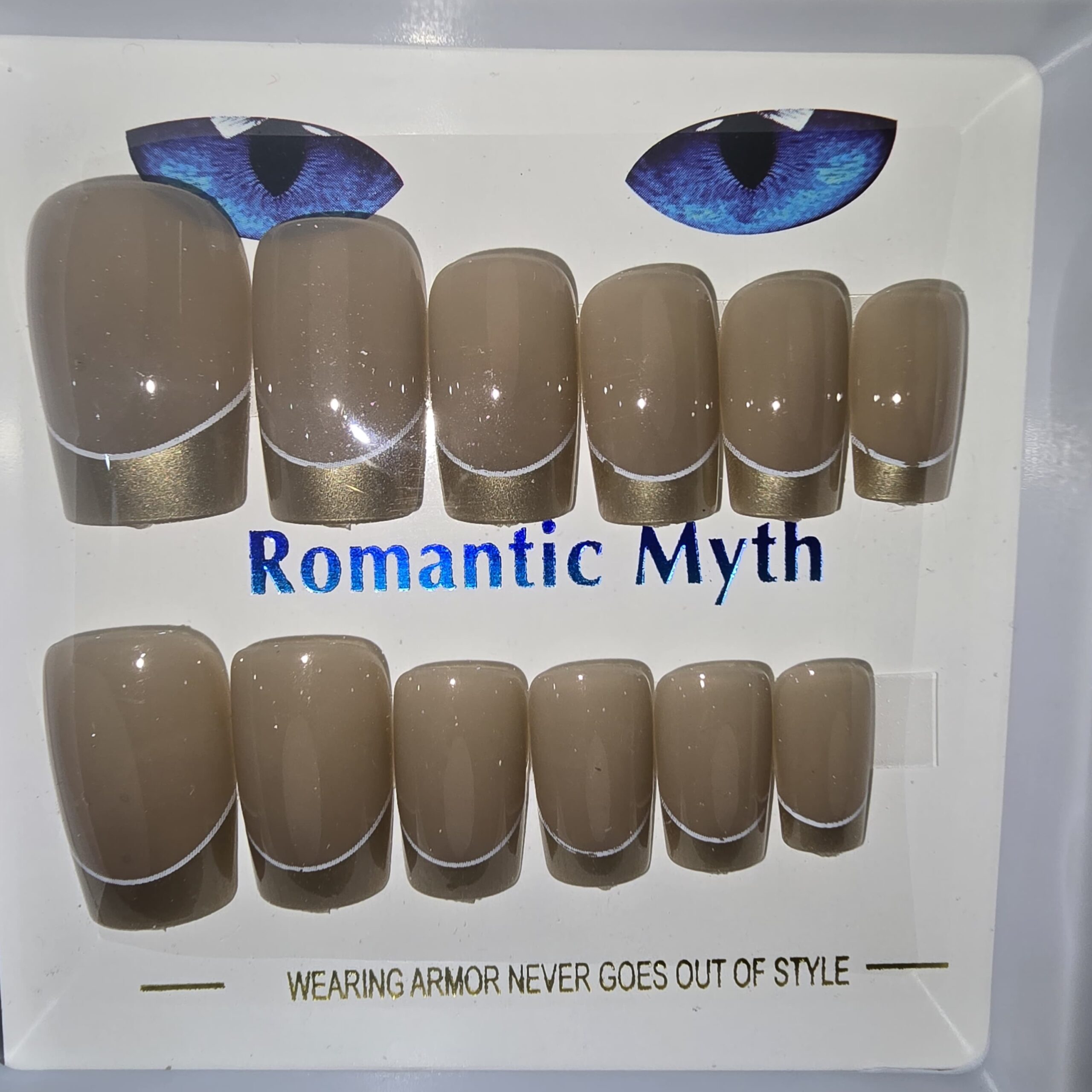 Trending Cat Eye Press-On Nails | Romantic Myth Luxury Collection - Image 5